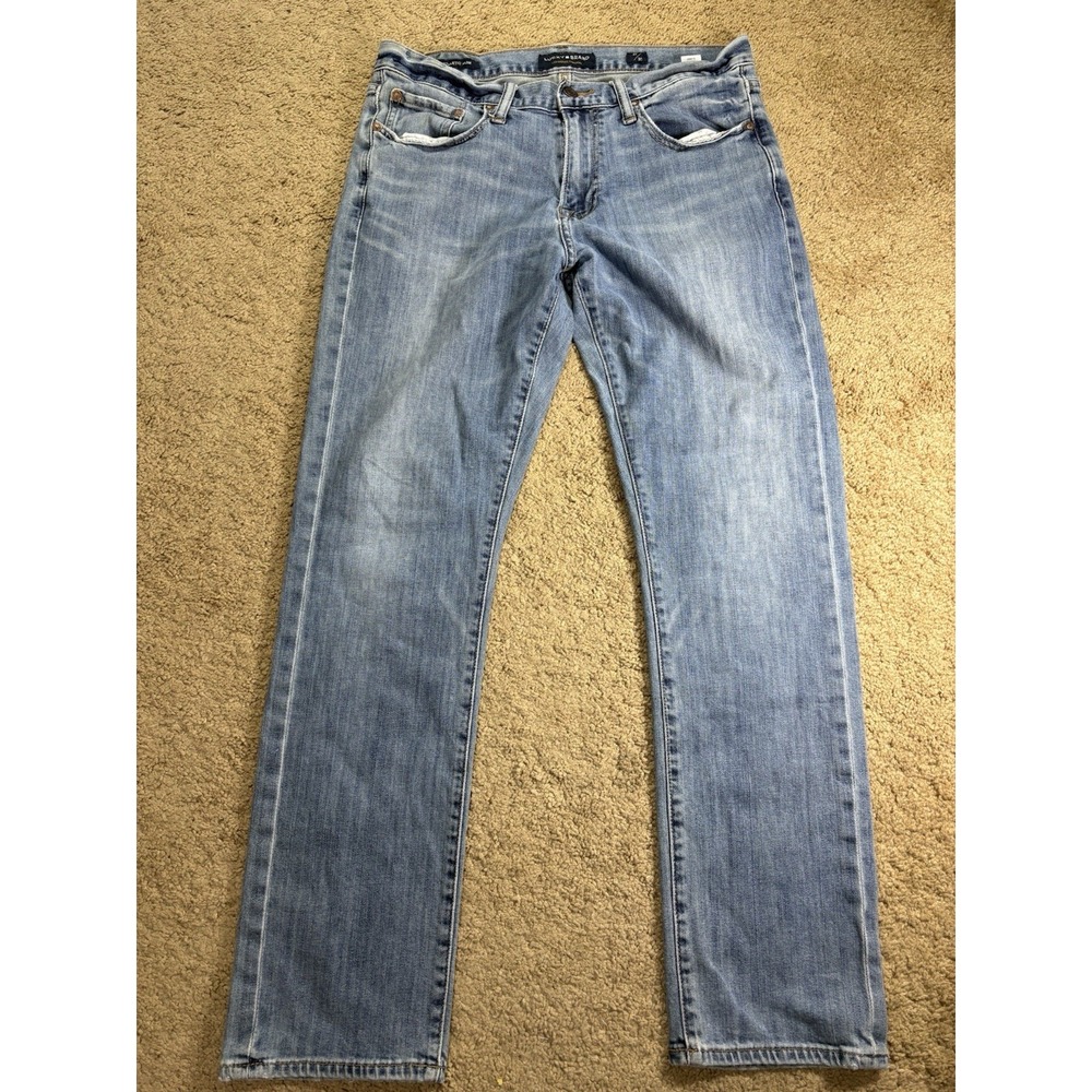 Lucky Brand 410 Athletic Slim Jeans Men 31/30 Light Blue Denim Mid Rise Preppy